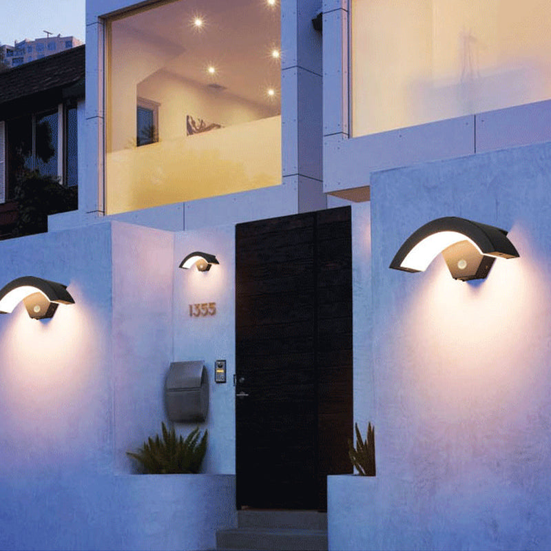 Elvon Nordic Arc Waterproof Outdoor LED Wall Lamp - Black