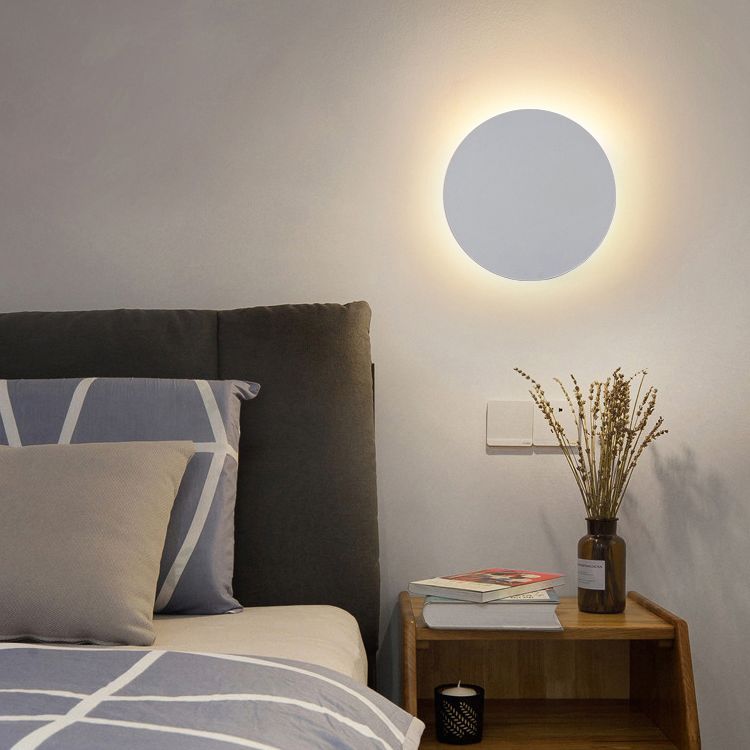 Arisha Minimalist Round Wall Mounted Lamp, Metal, Bedside/Living Room