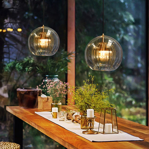 Juni Glas Globe Pendelleuchte Klar & Bernstein