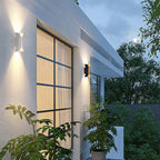 Noxel Curved LED Outdoor Wall Light