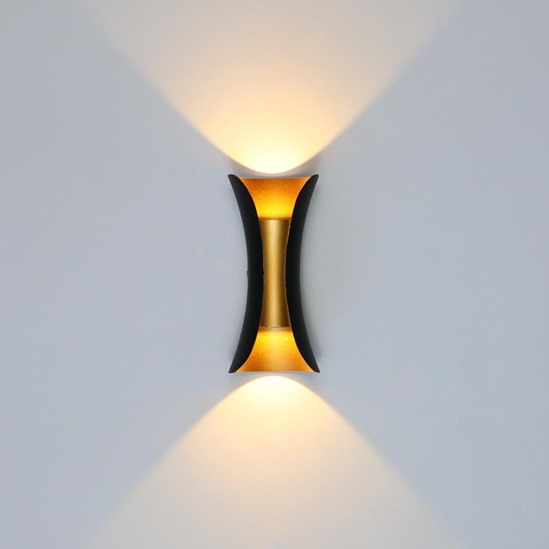 Noxel Kurvige Außenwandleuchte mit LED