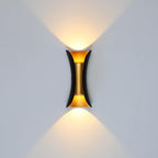 Noxel Curved LED Outdoor Wall Light