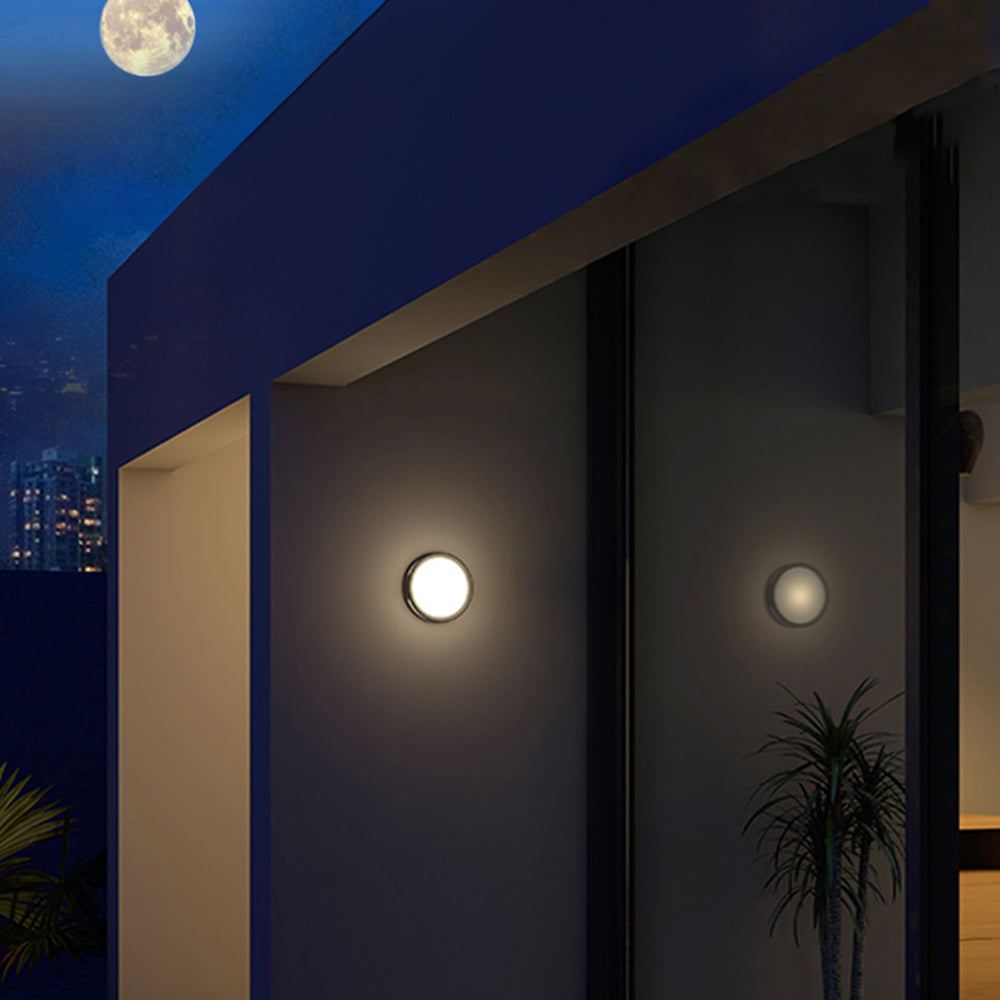 Ray Modern Round Metal Outdoor Waterproof Wall Lamp - Black