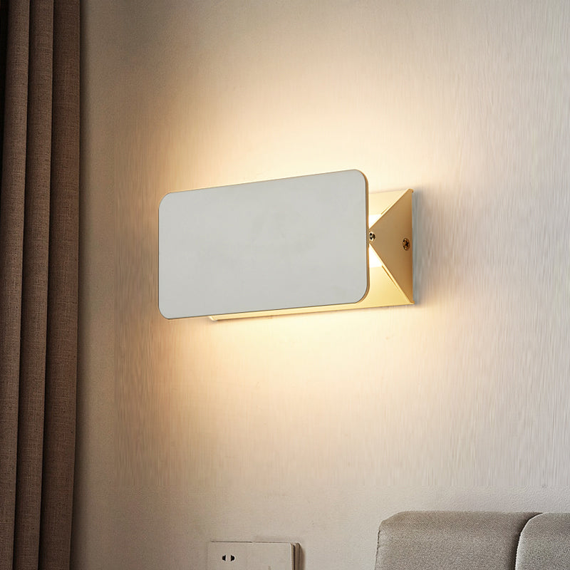 Arisha Rotatable LED Indoor Metal Wall Lamp - White