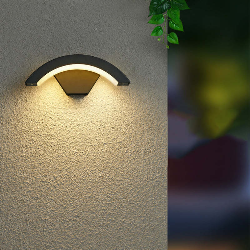Elvon Nordic Arc Waterproof Outdoor LED Wall Lamp - Black