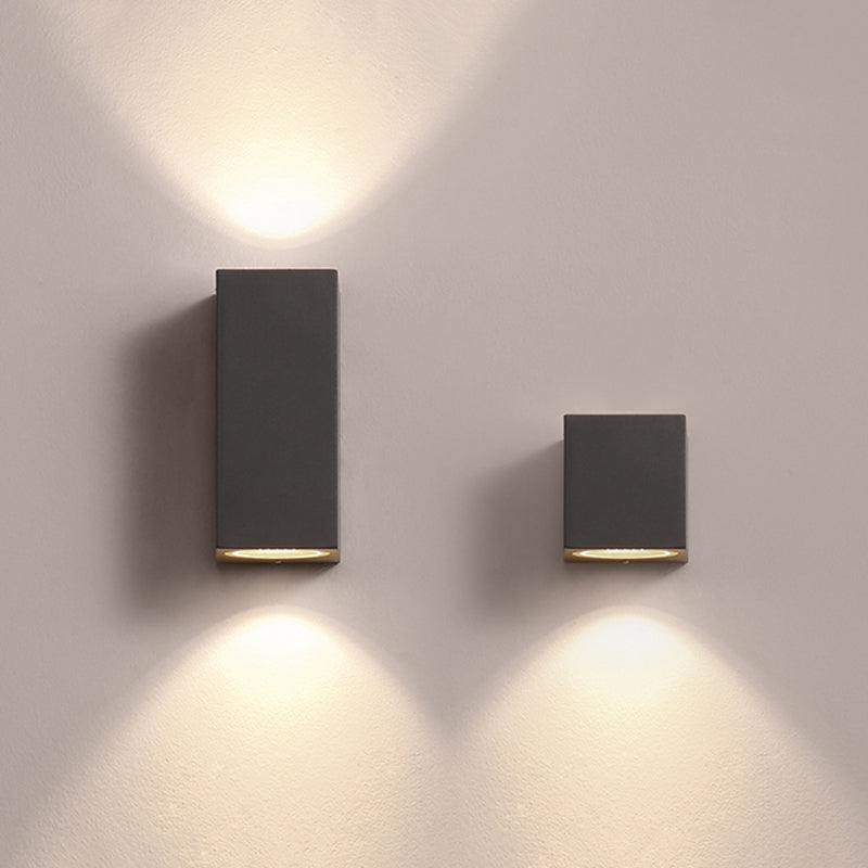 Tavon Minimalist Square Outdoor Wall Lamp in Black Metal