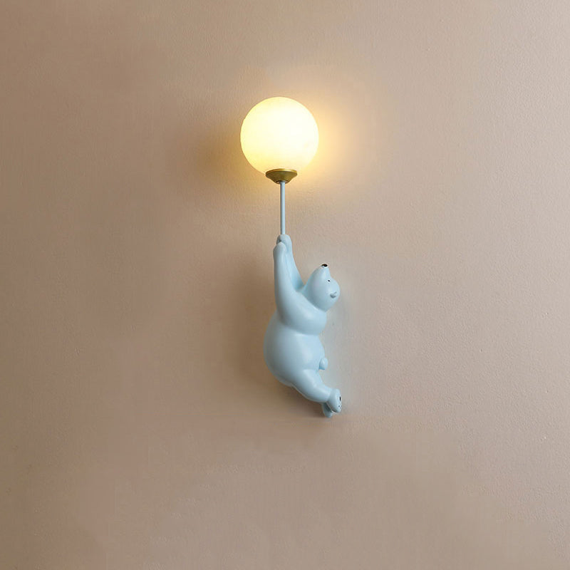 Bear Balloon Wall-Mounted Reading Lamp