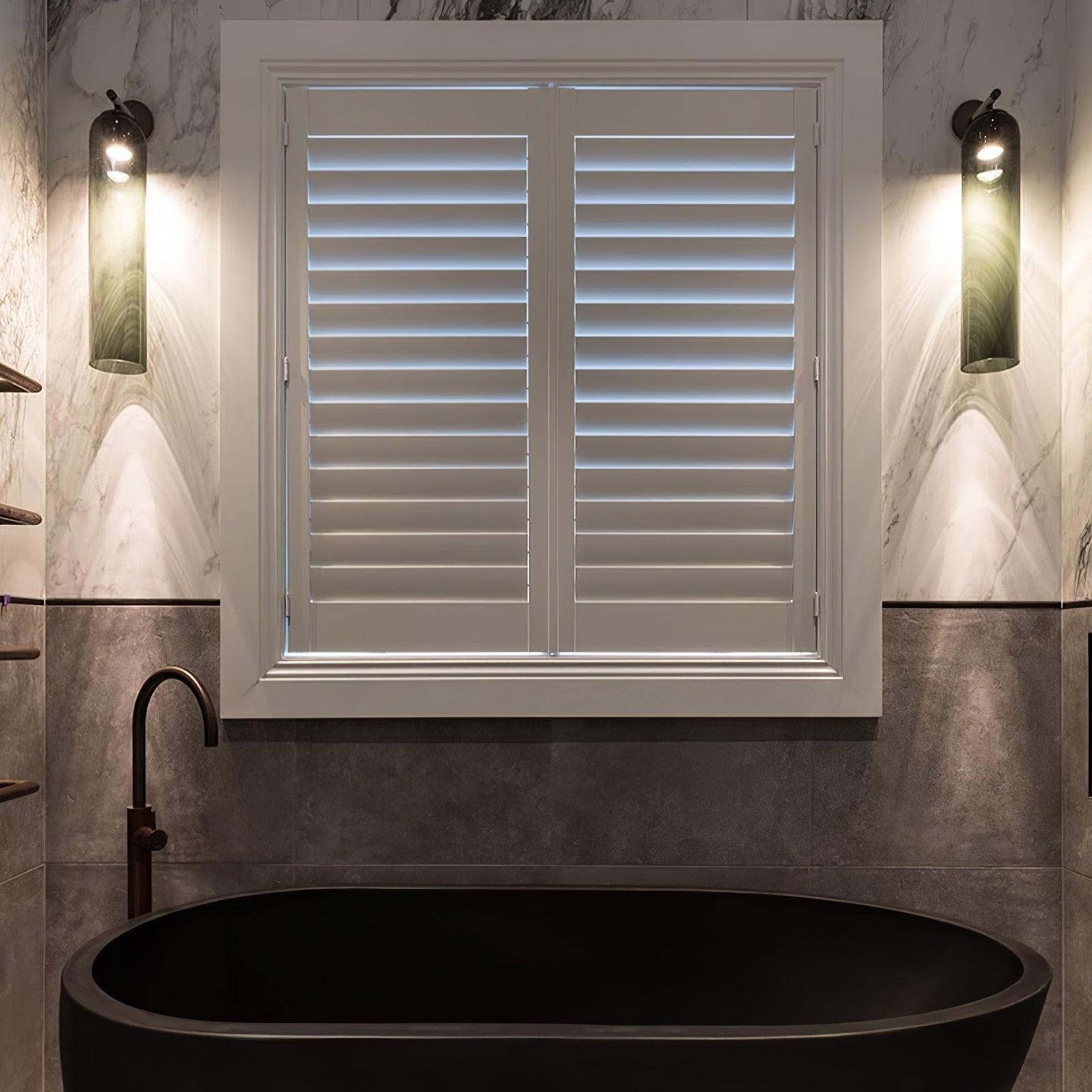 June Indoor Wall Lamp with Cylindrical Glass Shade