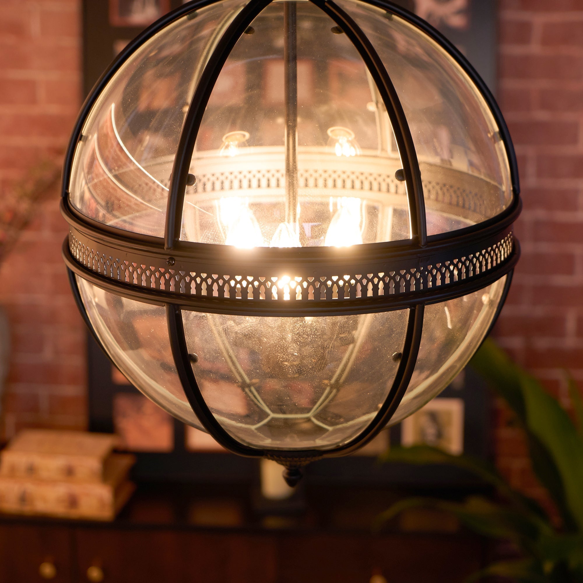 Edward Retro Glass Pendant Light