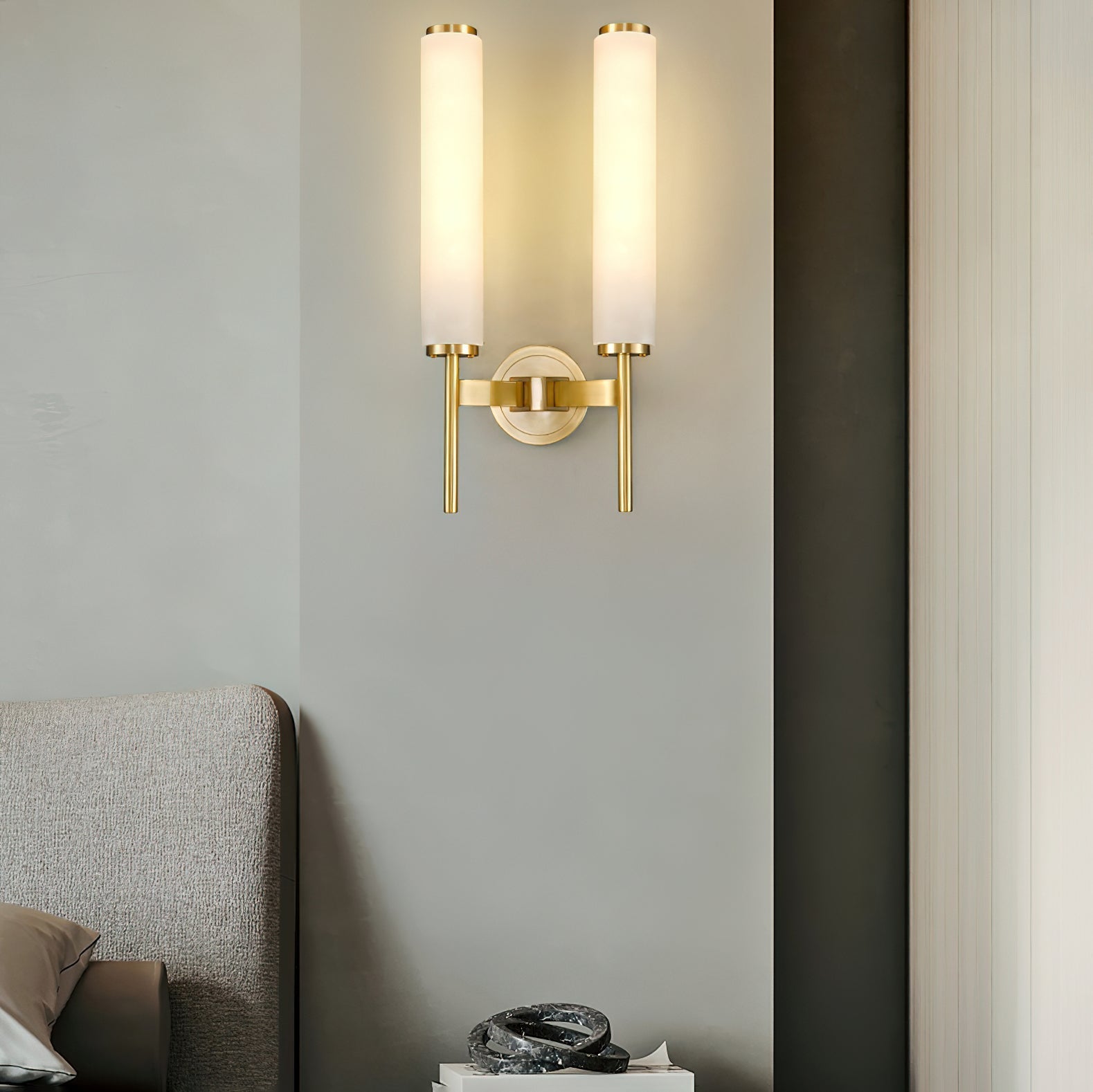 Jern Alabaster Art Deco Wall Sconce