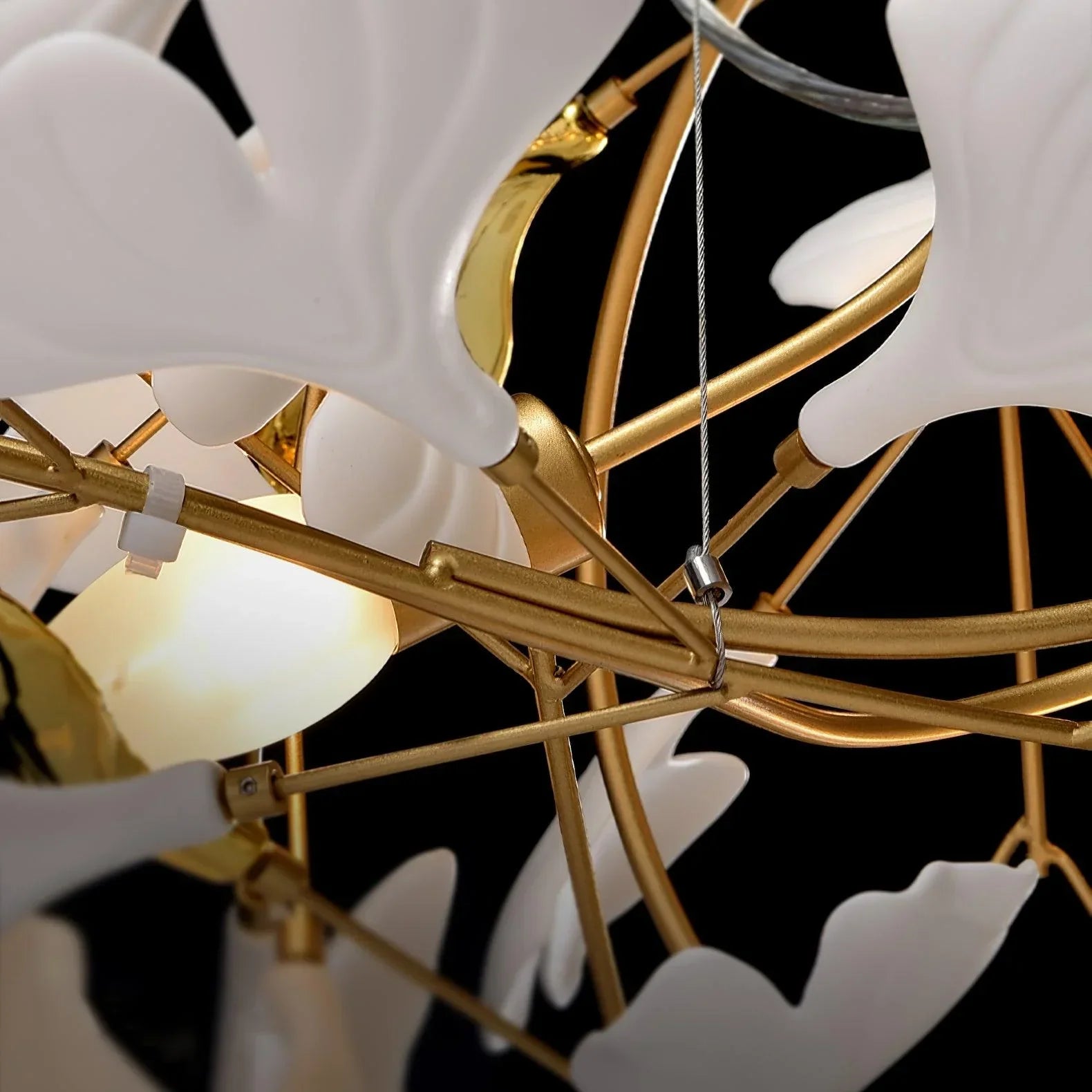 Metr Luxury U-Shaped Ceramic Chandelier for Living Room