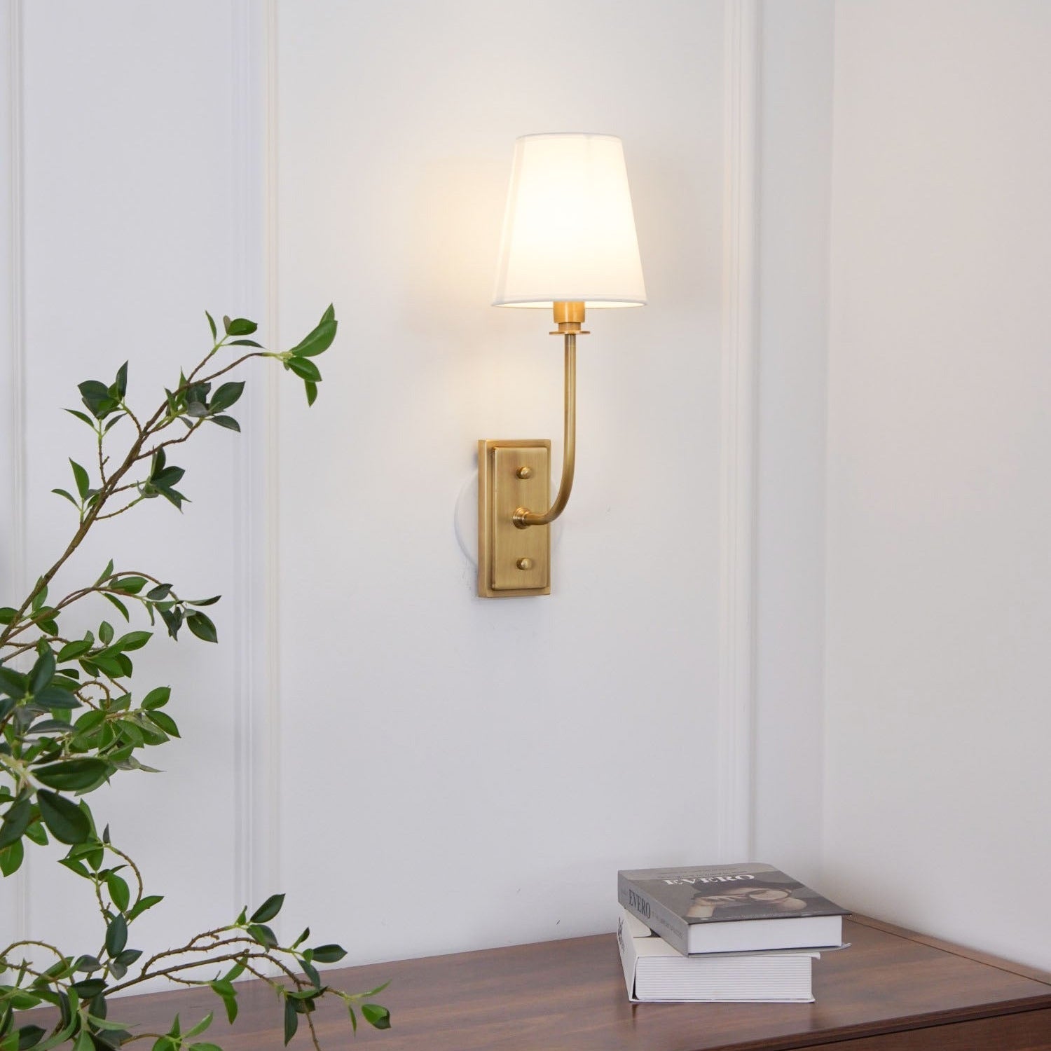 Esther Fabric Wall Lamp