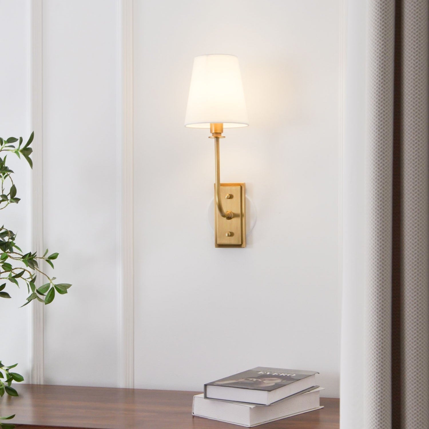 Esther Fabric Wall Lamp
