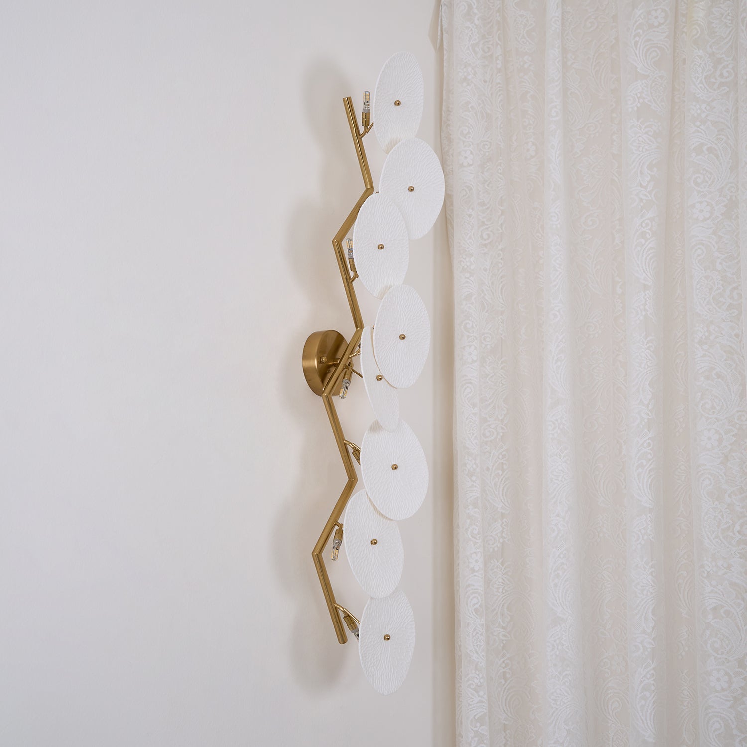 Kaivo Lotus Petal Wall Lamp