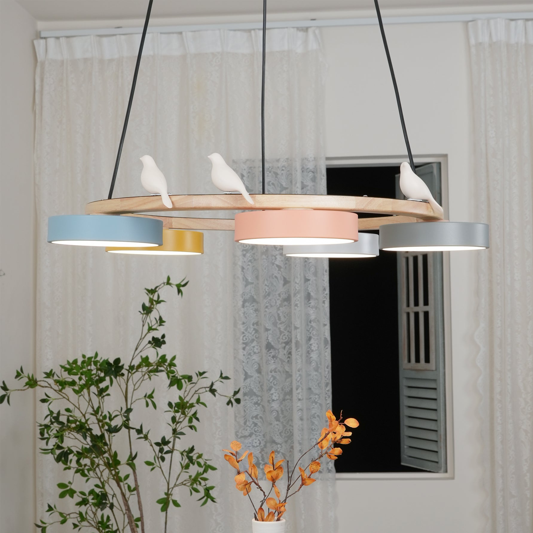 Cliff Round Bird Chandelier