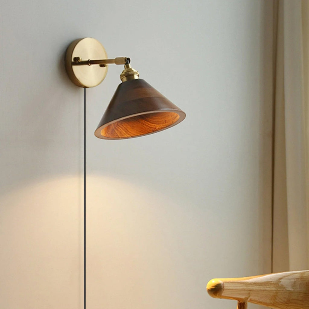 Eira Vintage Wall Sconce with Pull-Chain Switch