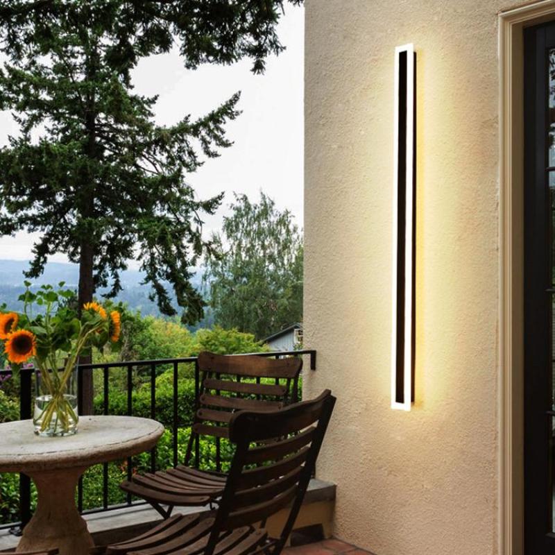 Vynn Linear Outdoor Wall Light