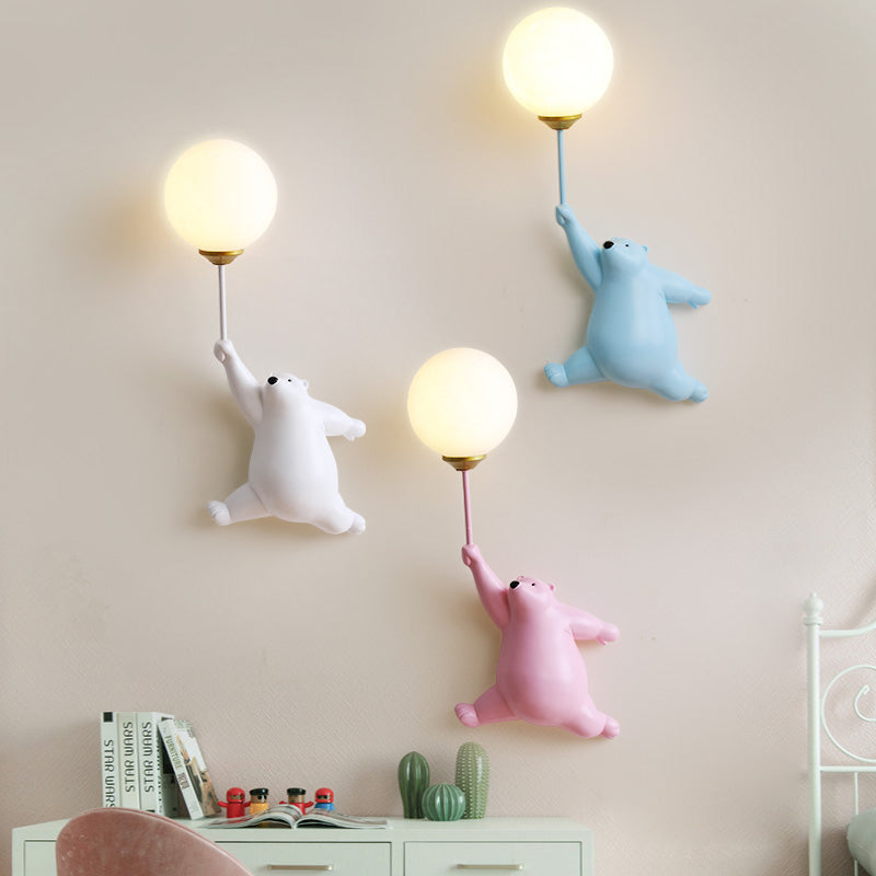 Bear Balloon Wall-Mounted Reading Lamp
