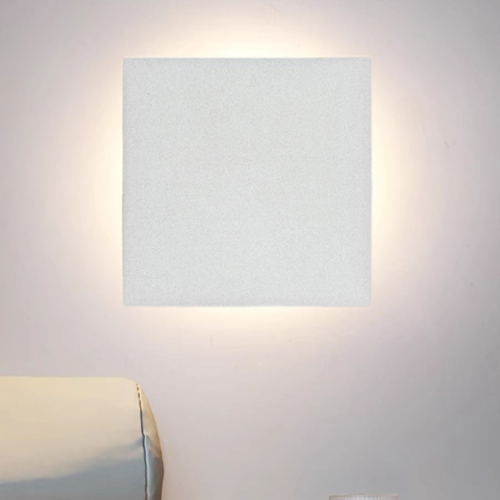 Klyne Minimalist LED Outdoor Wall Lamp, Round or Square, Black or White